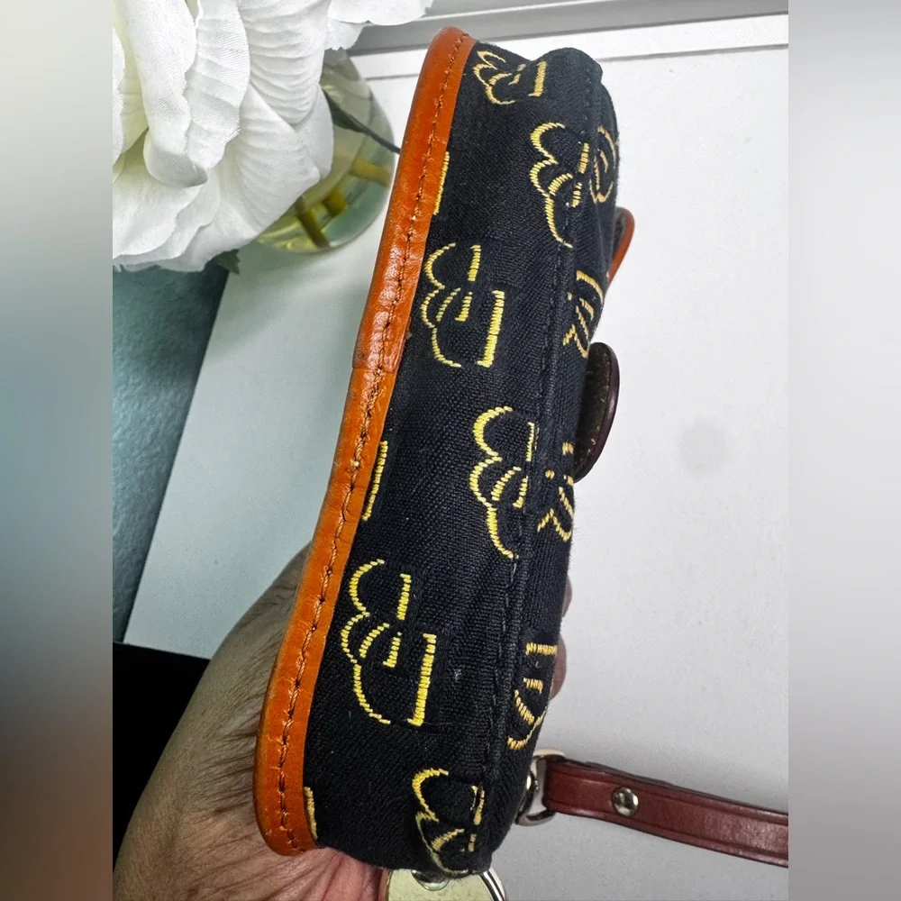 Dooney & Bourke Black Wristlet